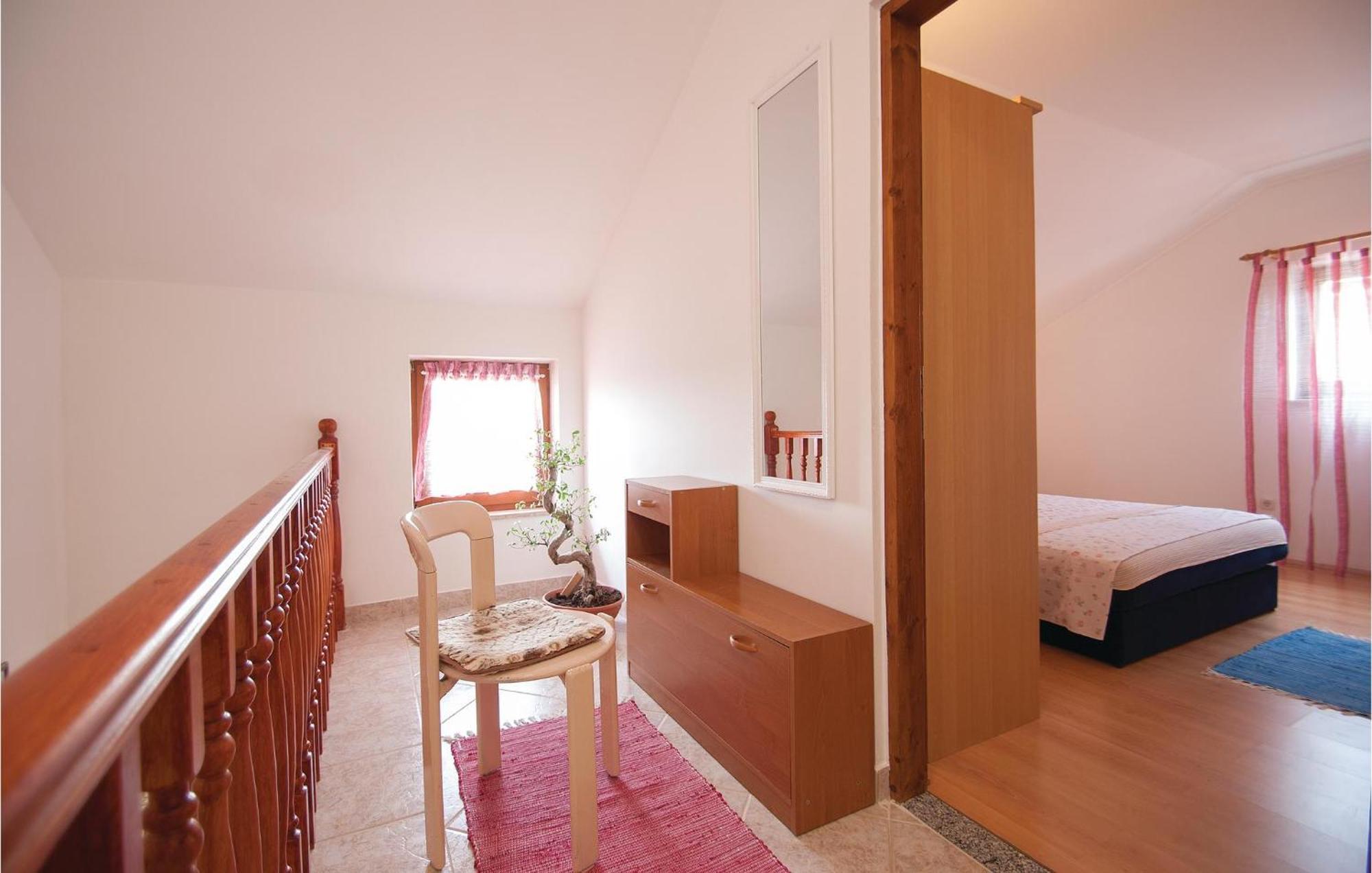Lovely Apartment In Rovinj With Kitchen Eksteriør billede